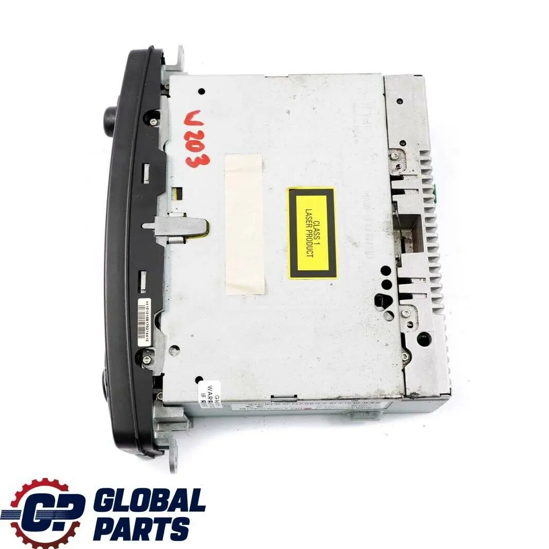 Radio CD do Mercedes C-Class W203 o numerze A2038202286 Mercedes C-Class W203 Radio CD - SKU A2038202286 - Numer Części A2038202286