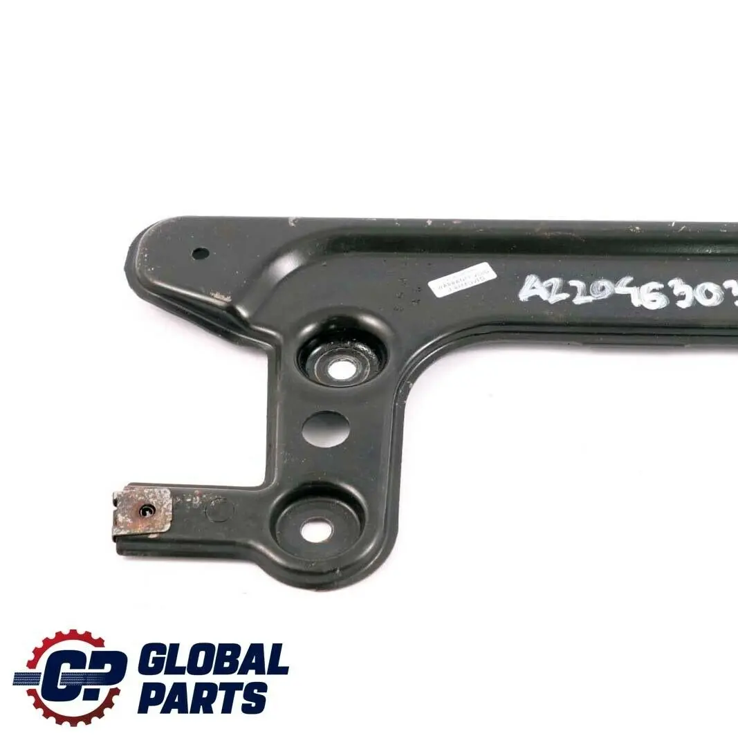 Mercedes-Benz W204 W212 Placa refuerzo subchasis delantero para con número de pieza A2046280011 Mercedes-Benz W204 W212 Placa refuerzo subchasis delantero - SKU A2046280011 - Número de pieza A2046280011