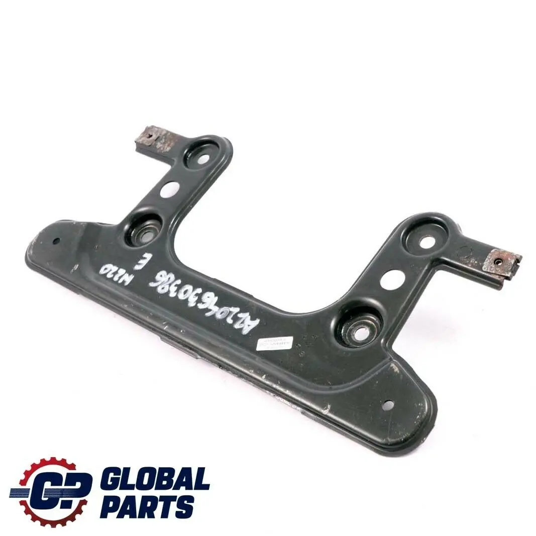 Mercedes-Benz W204 W212 Placa refuerzo subchasis delantero para con número de pieza A2046280011 Mercedes-Benz W204 W212 Placa refuerzo subchasis delantero - SKU A2046280011 - Número de pieza A2046280011