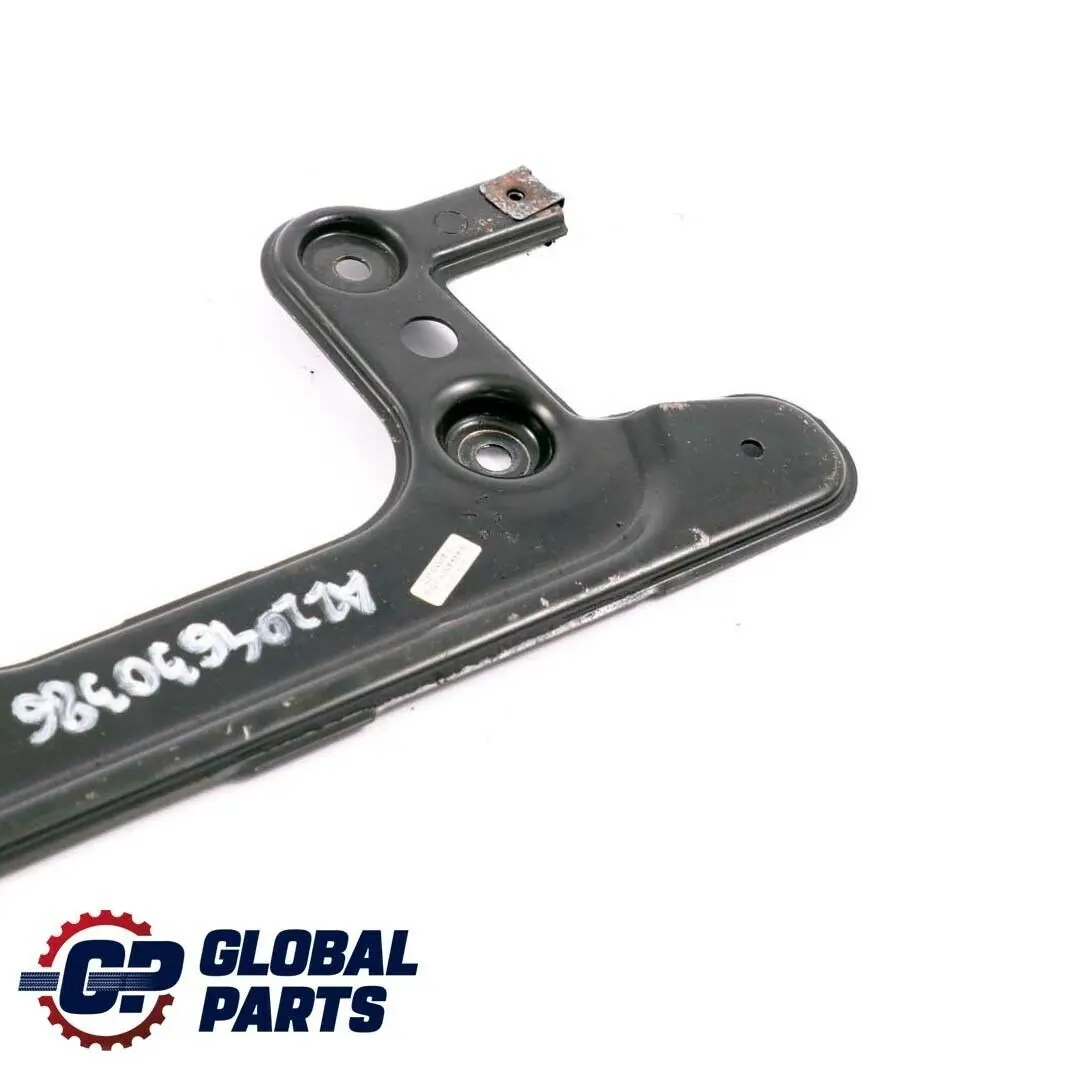 Mercedes-Benz W204 W212 Placa refuerzo subchasis delantero para con número de pieza A2046280011 Mercedes-Benz W204 W212 Placa refuerzo subchasis delantero - SKU A2046280011 - Número de pieza A2046280011