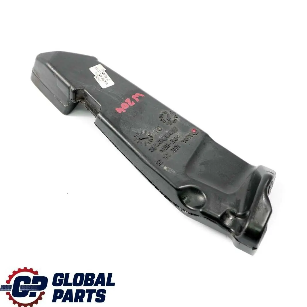 W207 trasera derecha canalón de lluvia tubo de agua para Mercedes W204 con número de pieza A2048322825 Mercedes W204 W207 trasera derecha canalón de lluvia tubo de agua - SKU A2048322825 - Número de pieza A2048322825