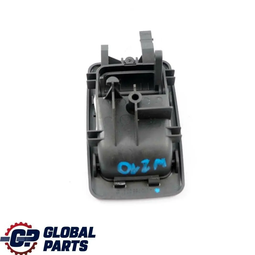 Mercedes-Benz S210 Hayon Coffre Poignee Interieur pour à propos du numéro de pièce A2107660091 Mercedes-Benz S210 Hayon Coffre Poignee Interieur - SKU A2107660091 - Numéro de pièce A2107660091