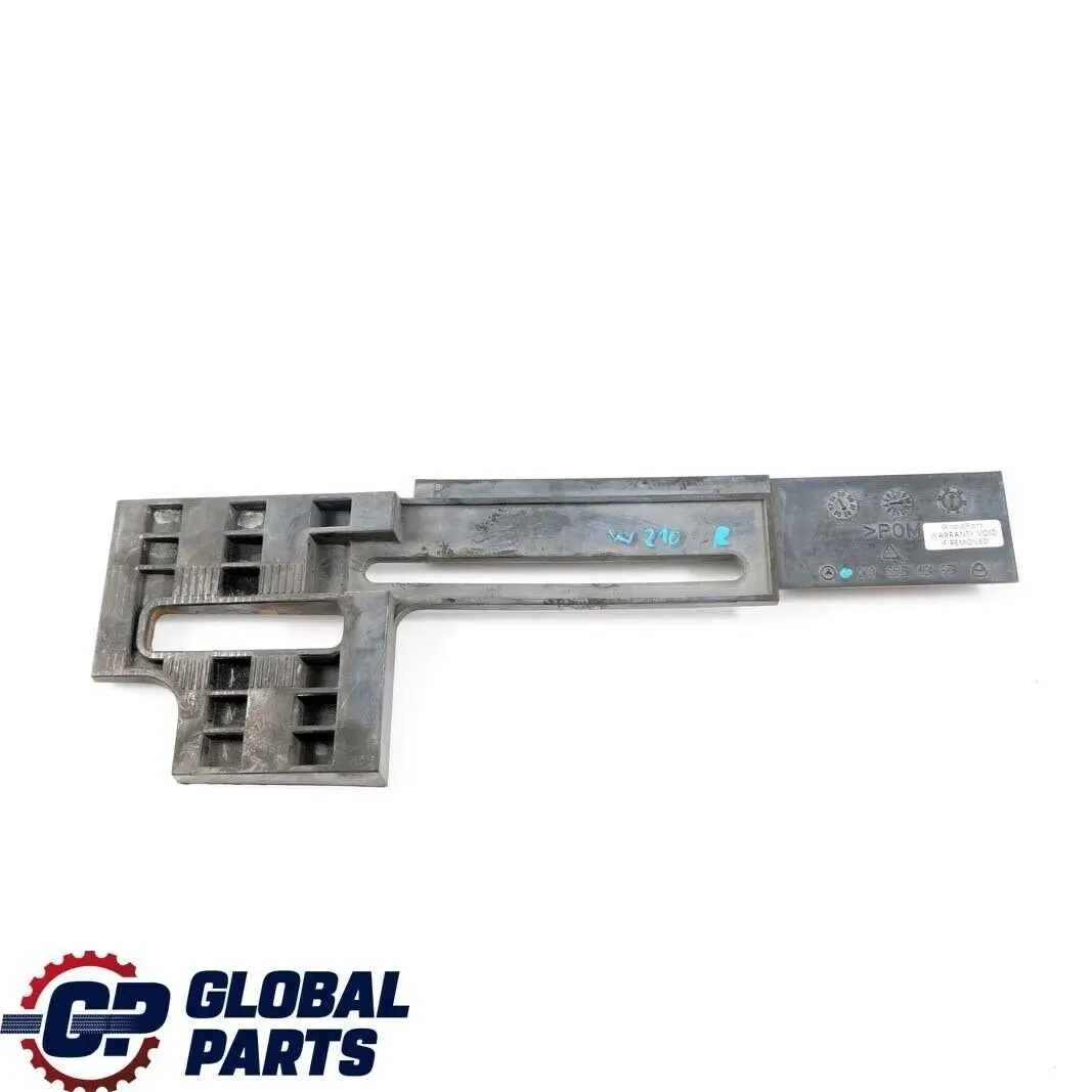 Parachoques Delantero Derecho Panel Capa Intermedia para Mercedes W210 con número de pieza A2108850295 Mercedes W210 Parachoques Delantero Derecho Panel Capa Intermedia - SKU A2108850295 - Número de pieza A2108850295