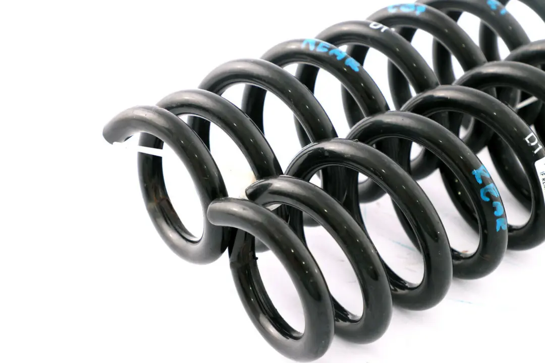 BMW E87 E87N LCI Conjunto de Muelles Deportivos Trasero Izquierdo Derecho D1 - SKU E87-D1 - Número de pieza E87 D1