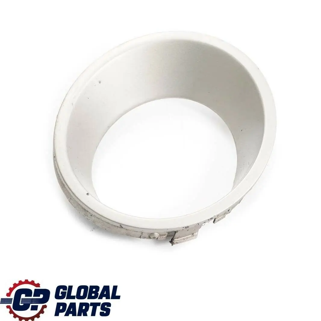 Cubierta parachoques delantero izq. luz antiniebla Titan Silver para BMW X5 E53 con número de pieza 0007137 BMW X5 E53 Cubierta parachoques delantero izq. luz antiniebla Titan Silver - SKU P0007137-TS - Número de pieza 0007137