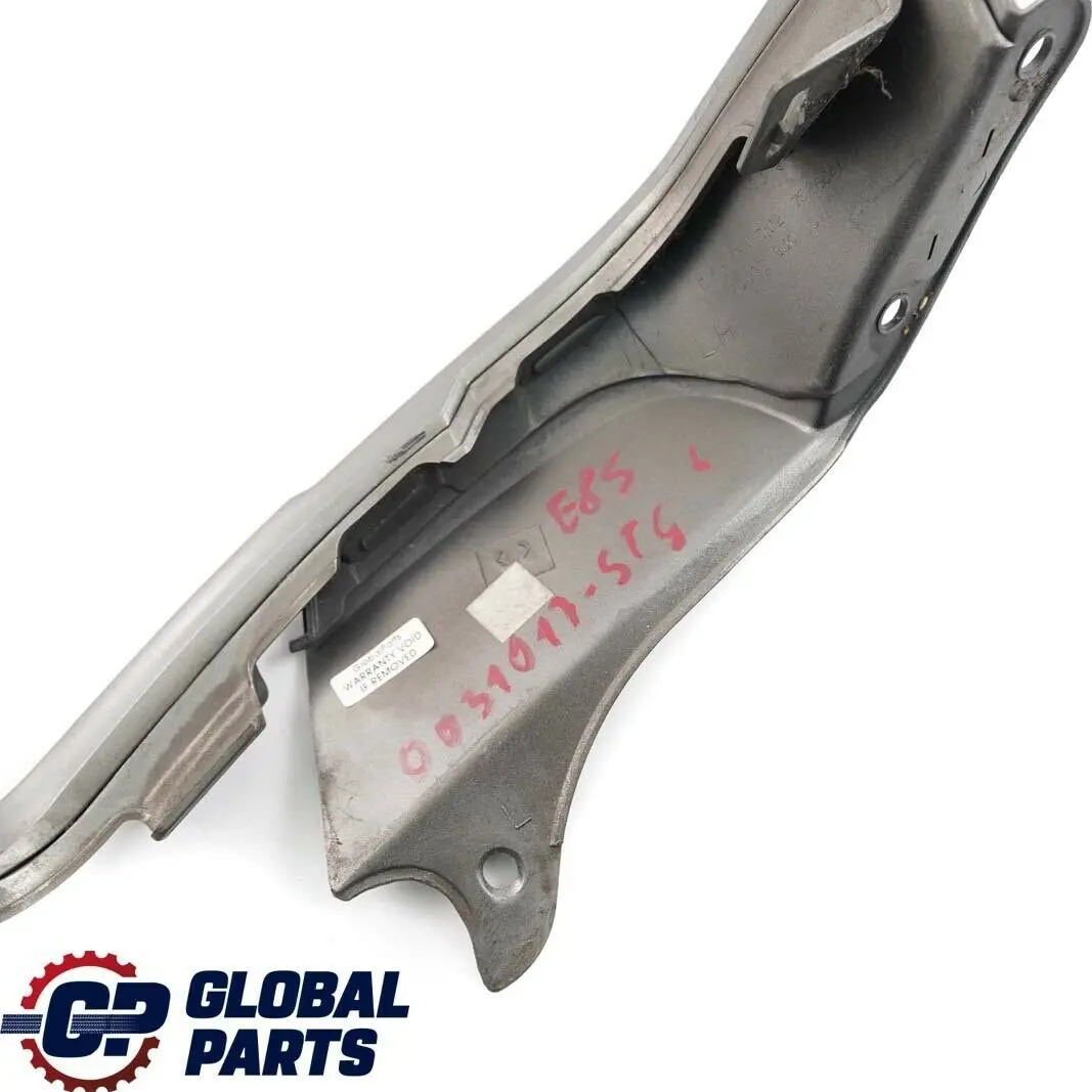 Telaio Luce Posteriore Sinistra Grigio Argento Metallizzato 472 per BMW Z4 E85 con numero di parte 0031017 BMW Z4 E85 Telaio Luce Posteriore Sinistra Grigio Argento Metallizzato 472 - SKU P0031017-STG - Numero di parte 0031017