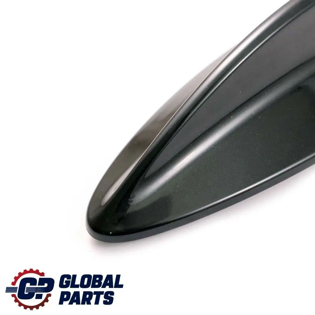 Empty Housing For Roof Antenna Shark Carbonschwarz Black to BMW 3 Series E90 E92 1 with Part number 0397539 BMW 3 Series E90 E92 1 Empty Housing For Roof Antenna Shark Carbonschwarz Black - SKU P0397539-CAR1 - Part number 0397539