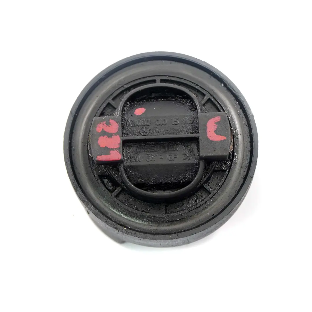 Mercedes W204 W212 W221 Korek Wlewu Oleju Diesel - SKU A0000101585 - Numer Części A0000101585