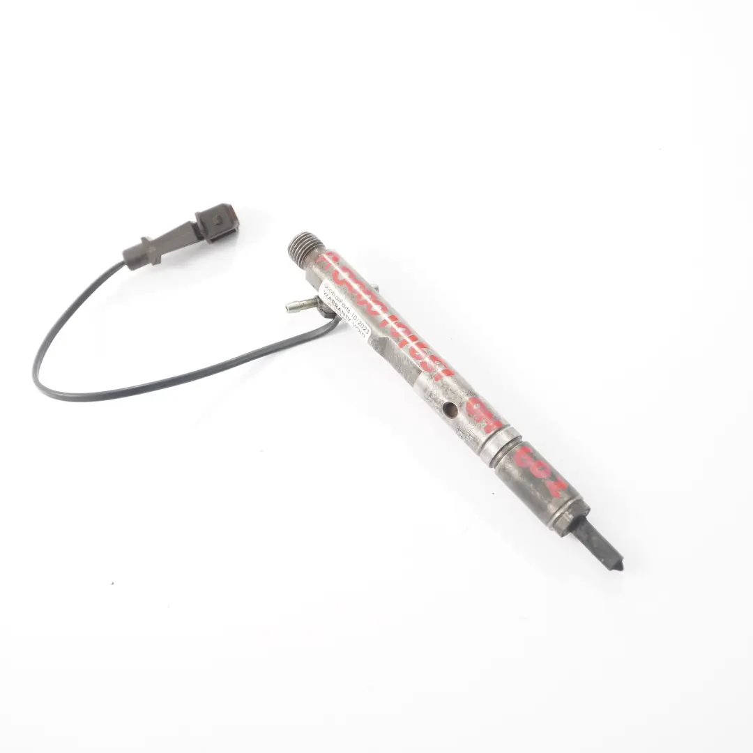 W903 OM602 Injecteur de carburant pour moteur diesel pour Mercedes à propos du numéro de pièce A0000101651 Mercedes W903 OM602 Injecteur de carburant pour moteur diesel - SKU A0000101651 - Numéro de pièce A0000101651