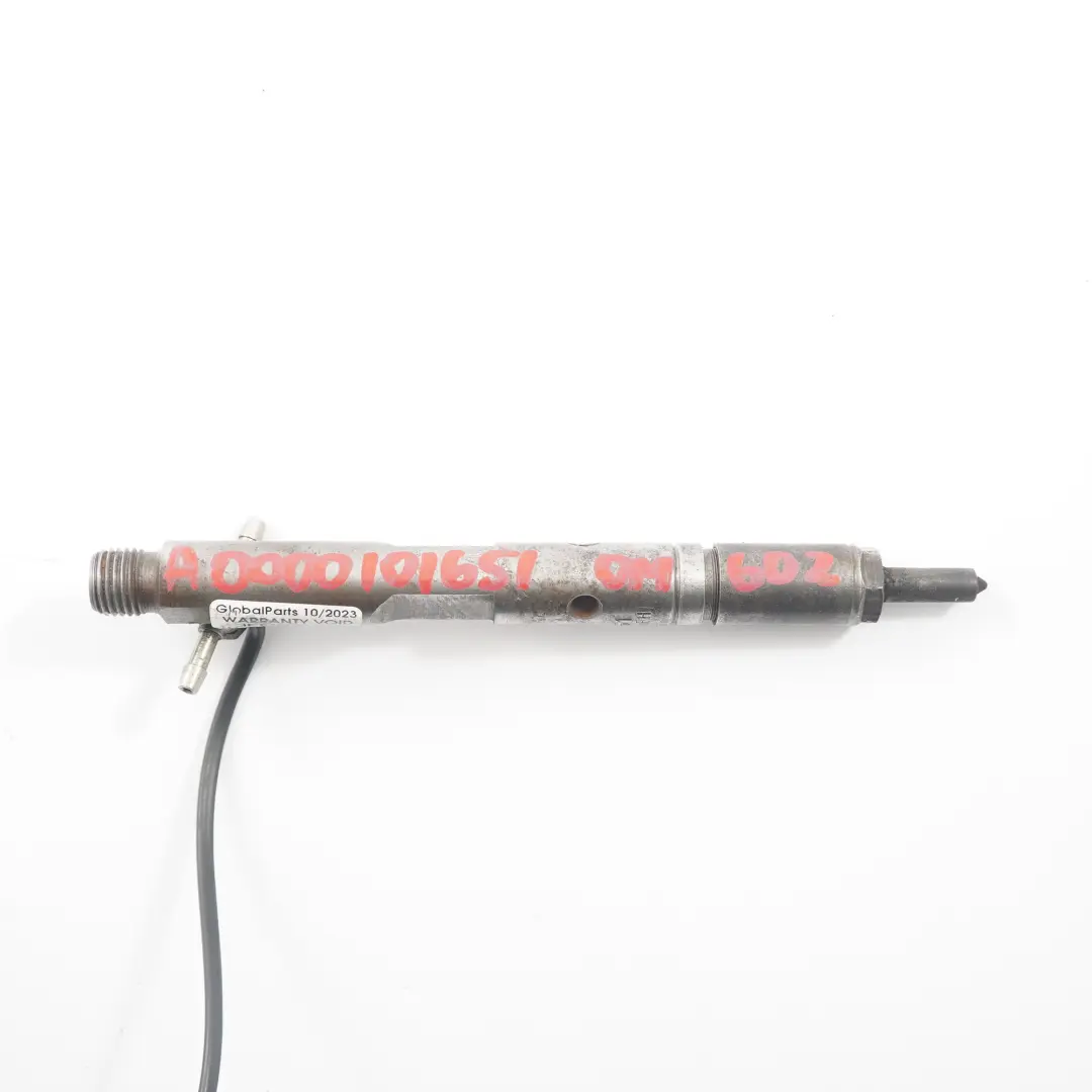 Mercedes W903 OM602 motore iniettore carburante ugello di iniezione - SKU A0000101651 - Numero di parte A0000101651