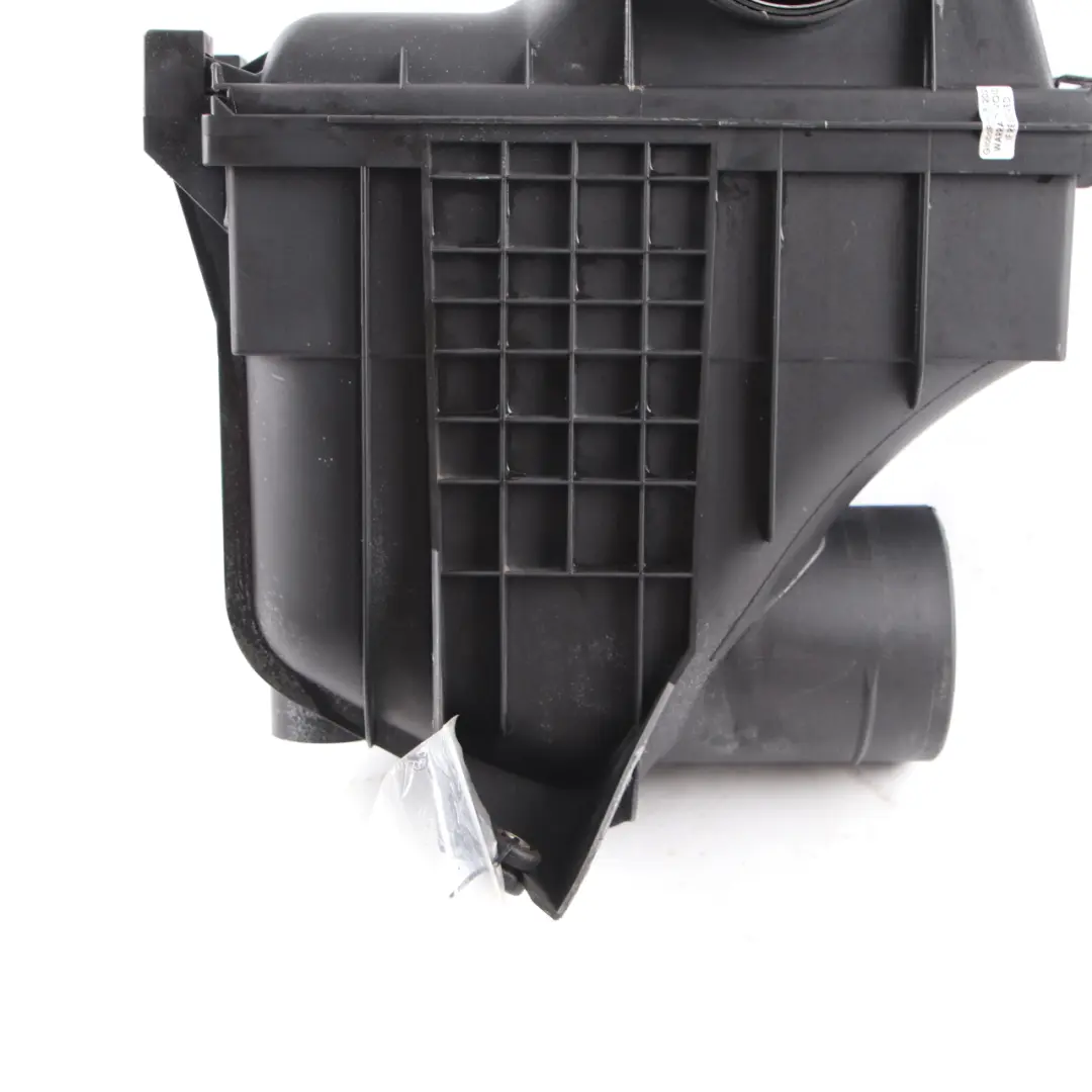 W901 W903 Intake Silencer Air Filter Muffler Box Housing to Mercedes with Part number A0000903801 Mercedes W901 W903 Intake Silencer Air Filter Muffler Box Housing - SKU A0000903801 - Part number A0000903801