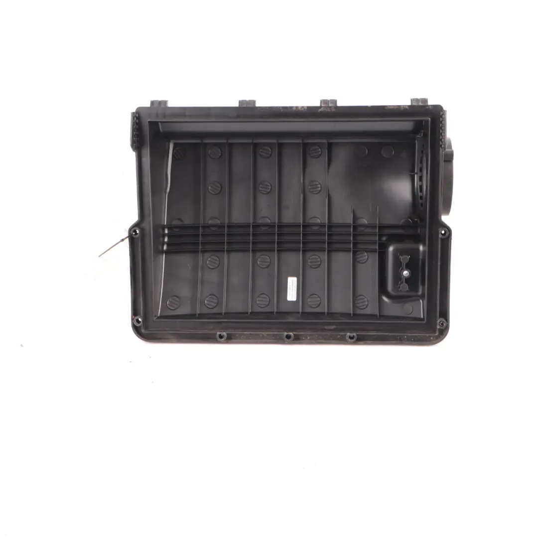 OM651 Air Filter Box Silencer Housing Cover to Mercedes Sprinter W906 with Part number A0000907801 Mercedes Sprinter W906 OM651 Air Filter Box Silencer Housing Cover - SKU A0000907801-1 - Part number A0000907801