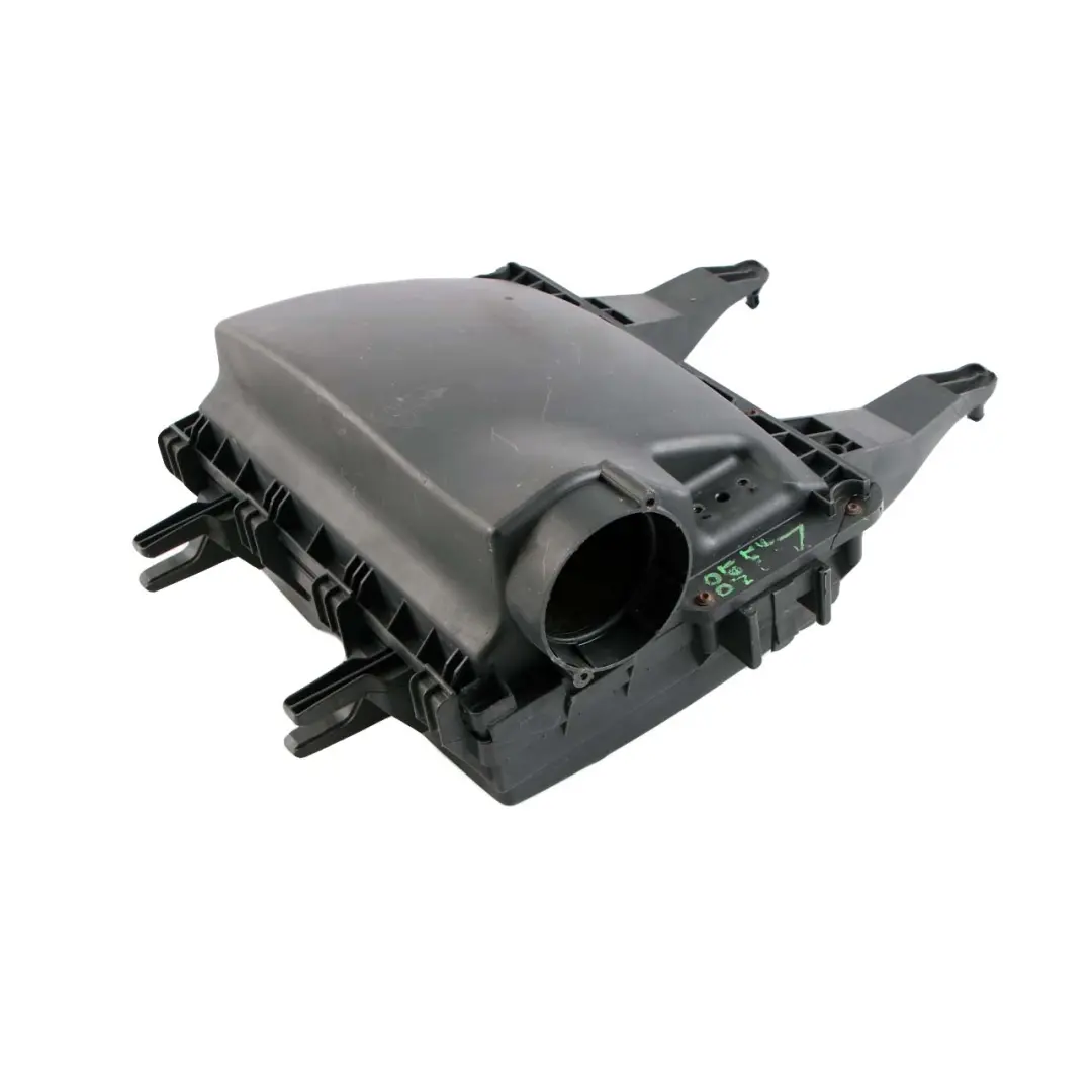 OM651 Caja filtro de aire Carcasa silenciador para Mercedes Sprinter W906 con número de pieza A0000907801 Mercedes Sprinter W906 OM651 Caja filtro de aire Carcasa silenciador - SKU A0000907801 - Número de pieza A0000907801