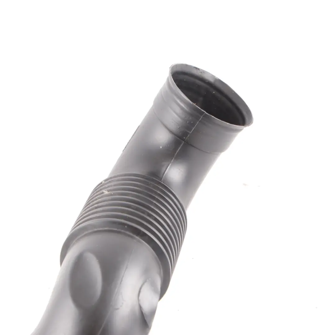 W901 W903 Intercooler Air Intake Pipe Hose Line to Mercedes Sprinter with Part number A0000949308 Mercedes Sprinter W901 W903 Intercooler Air Intake Pipe Hose Line - SKU A0000949308 - Part number A0000949308