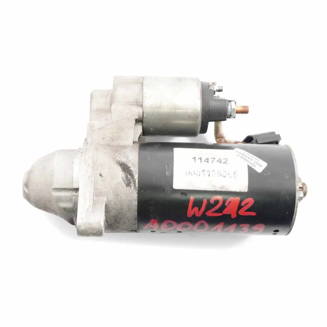 Anlasser Diesel Motor OM651 für Mercedes W204 W212 mit Teilenummer A0001139065 Mercedes W204 W212 Anlasser Diesel Motor OM651 - SKU A0001139065 - Teilenummer A0001139065