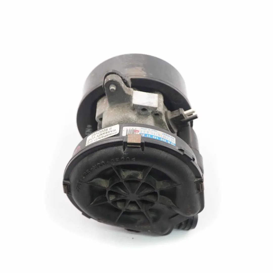Bomba de aire secundaria Mercedes W169 W245 Bomba auxiliar para con número de pieza A0001404585 Bomba de aire secundaria Mercedes W169 W245 Bomba auxiliar - SKU A0001404585 - Número de pieza A0001404585