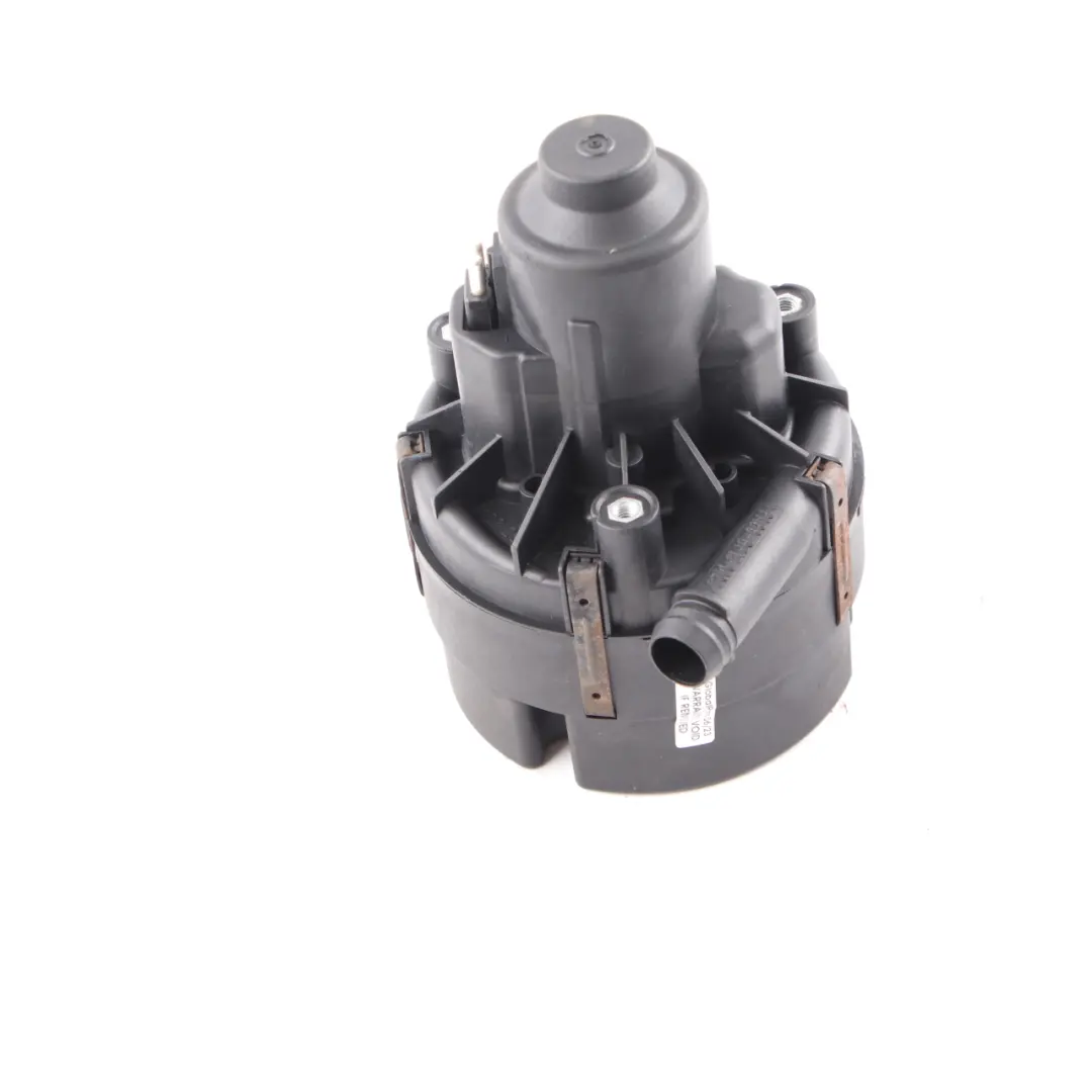 Mercedes W204 C63 W212 E63 AMG Pompe air auxiliaire - SKU A0001405985 - Numéro de pièce A0001405985