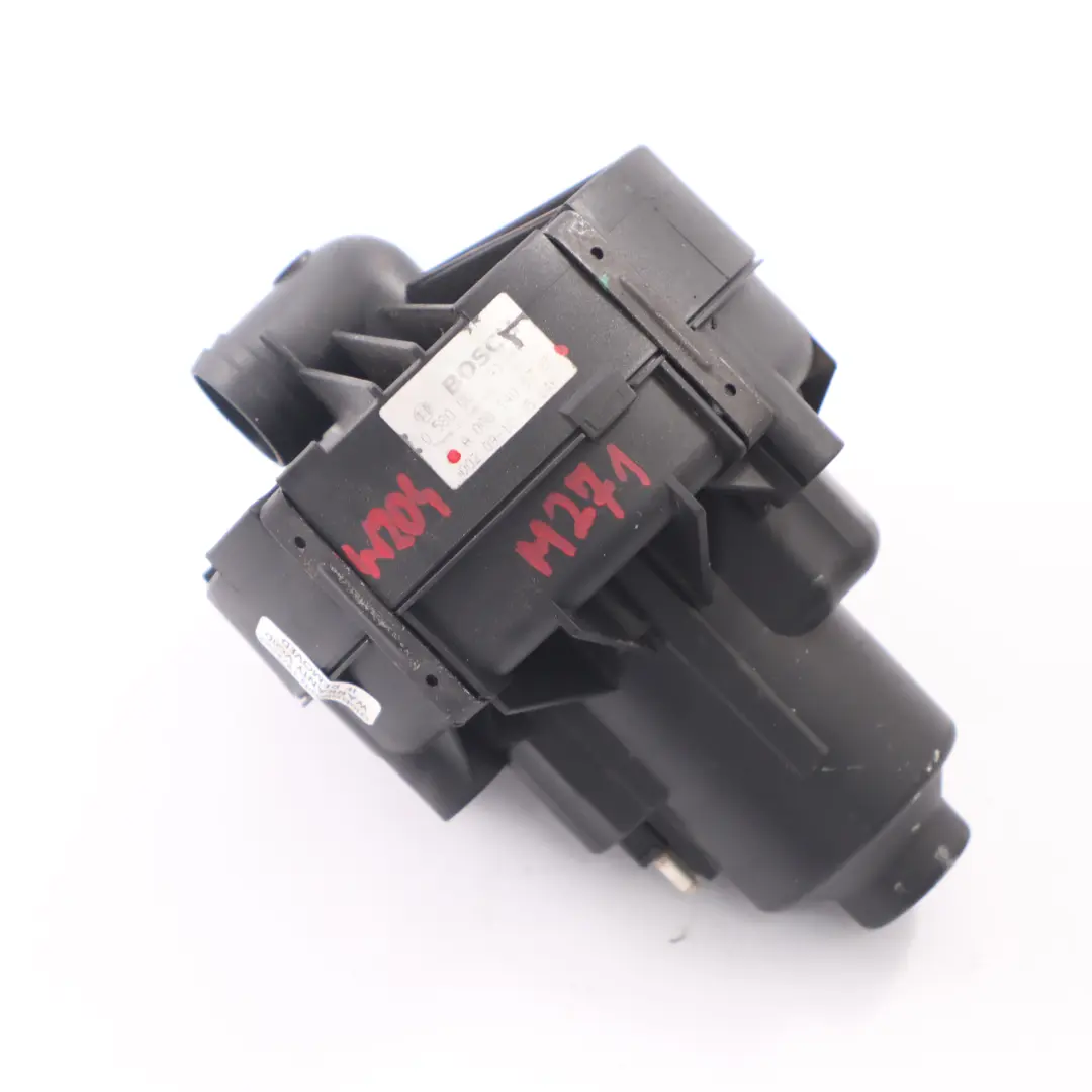 Pompe à air secondaire électrique Injection pour Mercedes W204 W212 à propos du numéro de pièce A0001406785 Mercedes W204 W212 Pompe à air secondaire électrique Injection - SKU A0001406785 - Numéro de pièce A0001406785