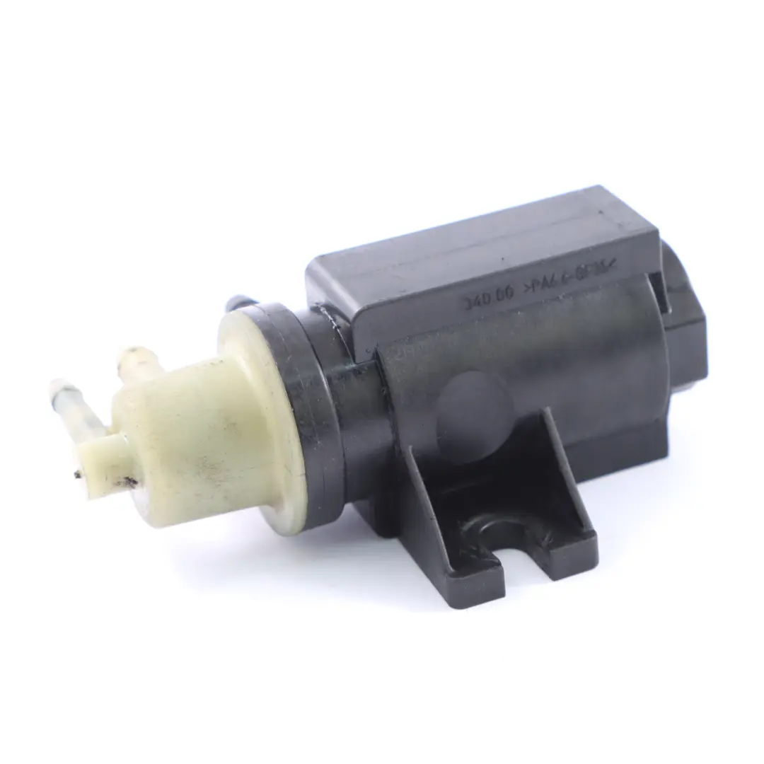  Unterdruck Magnetventil Mercedes W906 Diesel OM651 Turbolader Unterdruck - SKU A0001531700 - Teilenummer A0001531700
