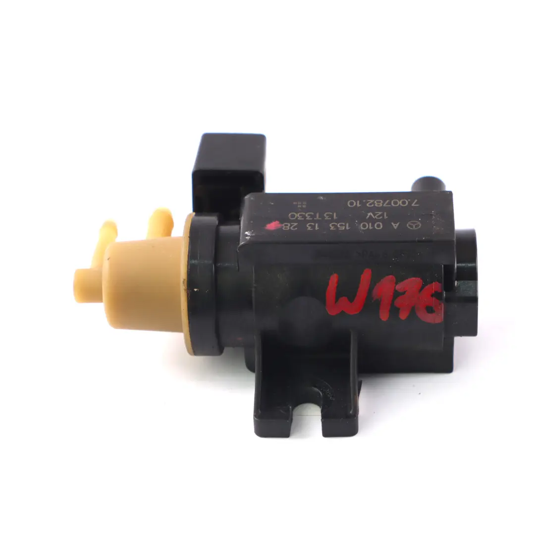 Pressure Transducer Vacuum Solenoid Petrol Engine M270 to Mercedes W176 with Part number A0101531328 Mercedes W176 Pressure Transducer Vacuum Solenoid Petrol Engine M270 - SKU A0001531800 - Part number A0101531328