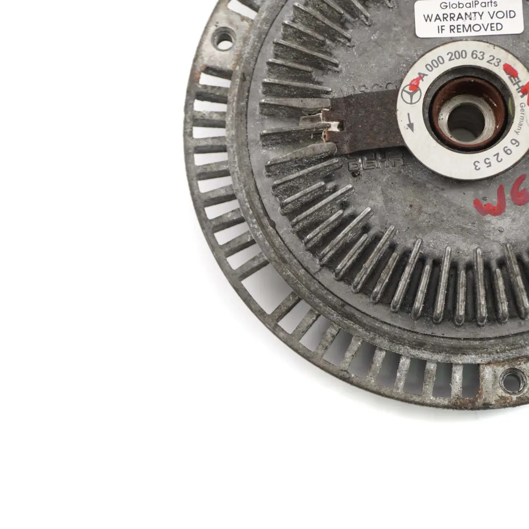 Mercedes W639 OM646 Refrigeración motor Embrague ventilador radiador cubo - SKU A0002006323-1 - Número de pieza A0002006323