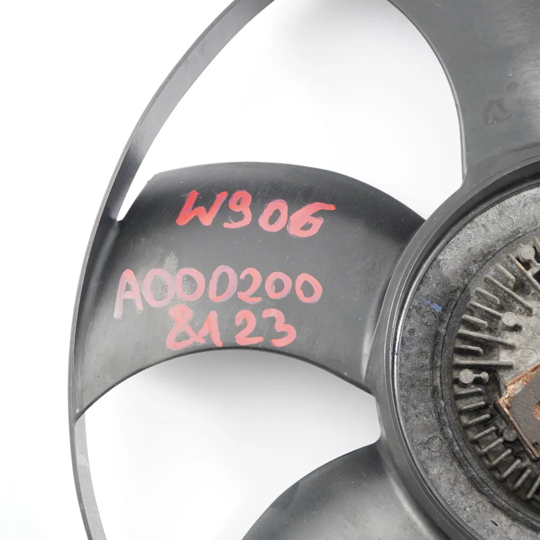 Mercedes Sprinter W906 Motor Refrigeracion Radiador Ventilador Visco - SKU A0002008123 - Número de pieza A0002008123