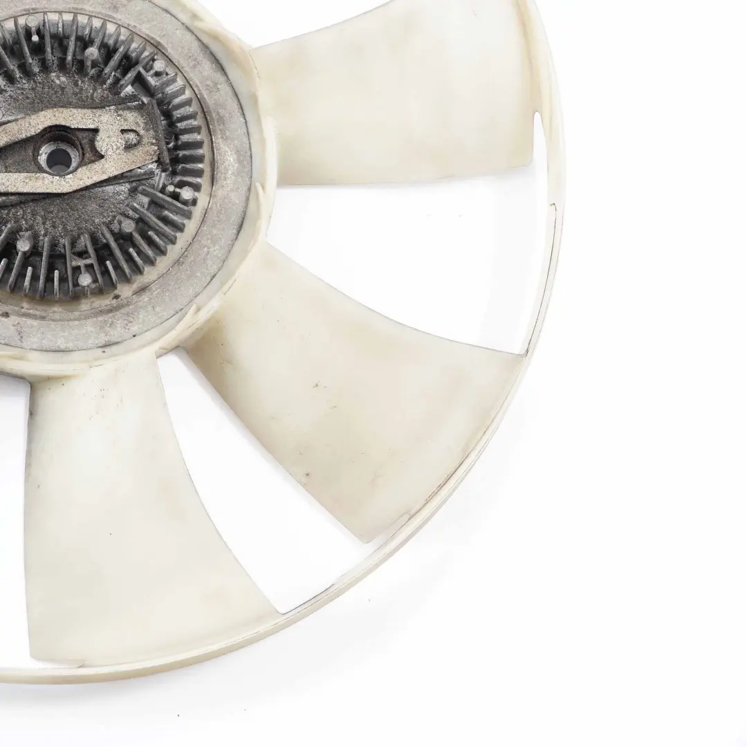 Refrigeracion Radiador Ventilador A0002009623 Visco para Mercedes Sprinter W906 Motor con número de pieza A0002009723 Mercedes Sprinter W906 Motor Refrigeracion Radiador Ventilador A0002009623 Visco - SKU A0002009723 - Número de pieza A0002009723