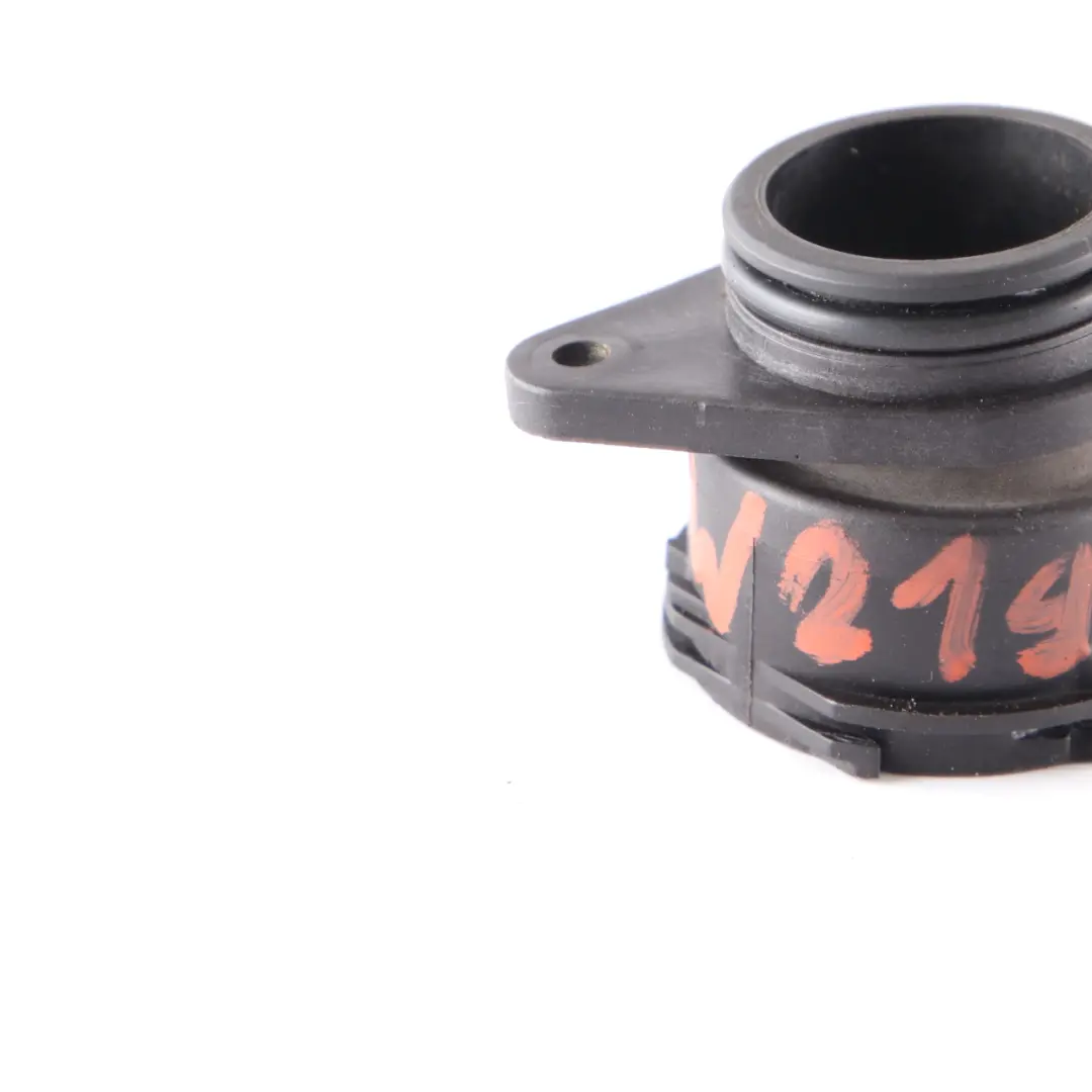 W219 Radiator Top Fan Sleeve Cover Mount to Mercedes W203 W209 W211 with Part number A0002770554 Mercedes W203 W209 W211 W219 Radiator Top Fan Sleeve Cover Mount - SKU A0002770554 - Part number A0002770554