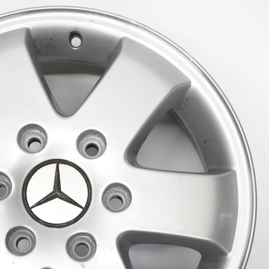 Mercedes W906 W910 jante alliage argent 16" 6,5J ET:62 - SKU A0004017104-2 - Numéro de pièce A0004017104