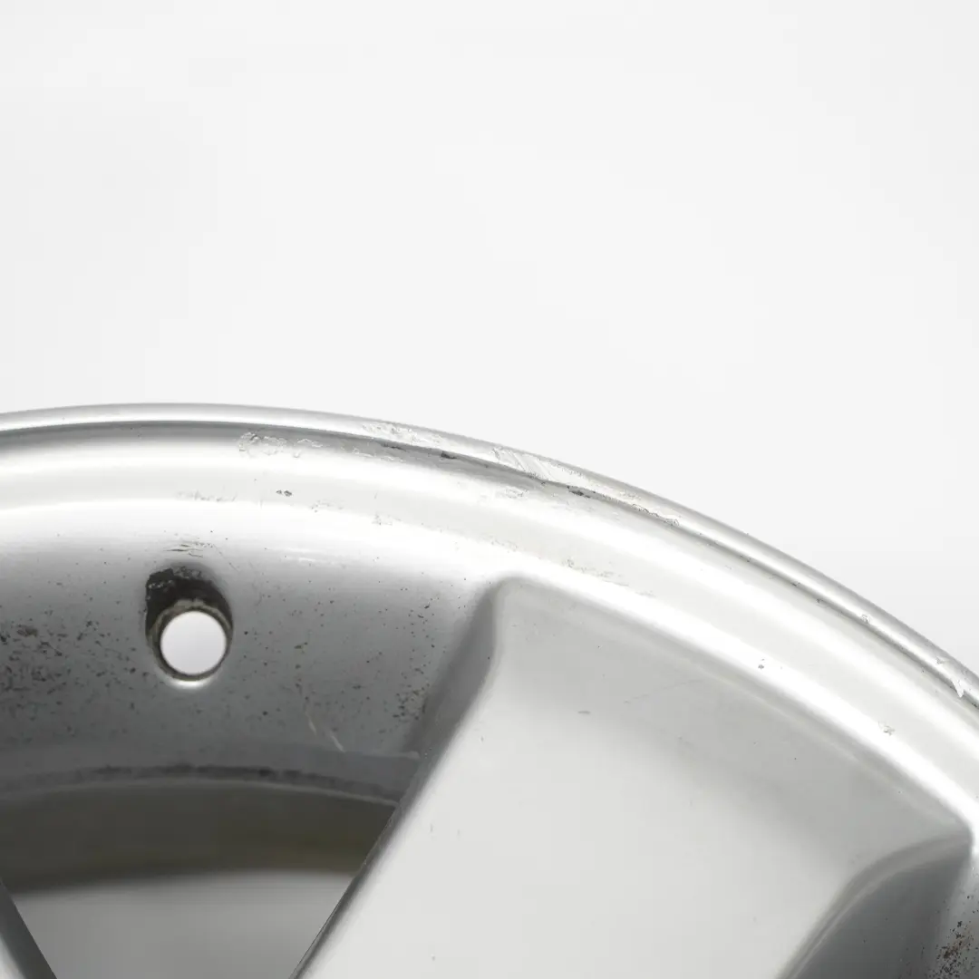 Cerchio in lega argento 16" 6,5J ET:62 per Mercedes W906 W910 con numero di parte A0004017104 Mercedes W906 W910 Cerchio in lega argento 16" 6,5J ET:62 - SKU A0004017104-2 - Numero di parte A0004017104