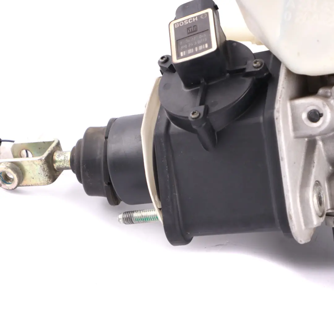 Brake Servo Master Cylinder Booster Unit A0004300312 to Mercedes W211 CLS C219 with Part number A0004300712 Mercedes W211 CLS C219 Brake Servo Master Cylinder Booster Unit A0004300312 - SKU A0004300712 - Part number A0004300712