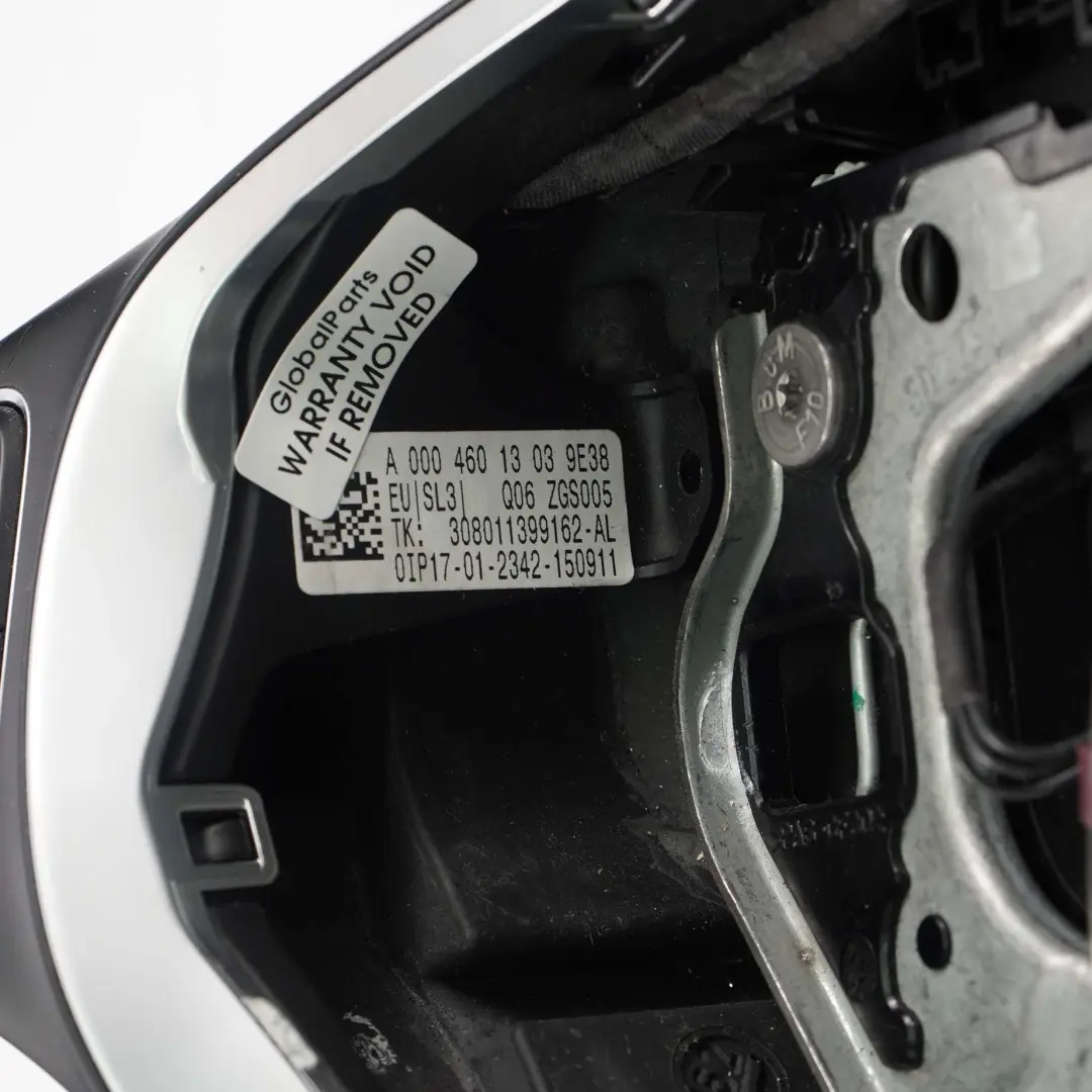 NUOVO In Pelle Nera Con Filo Nero per Volante Mercedes W176 con numero di parte A0004601303 Volante Mercedes W176 NUOVO In Pelle Nera Con Filo Nero - SKU A0004601303-1 - Numero di parte A0004601303