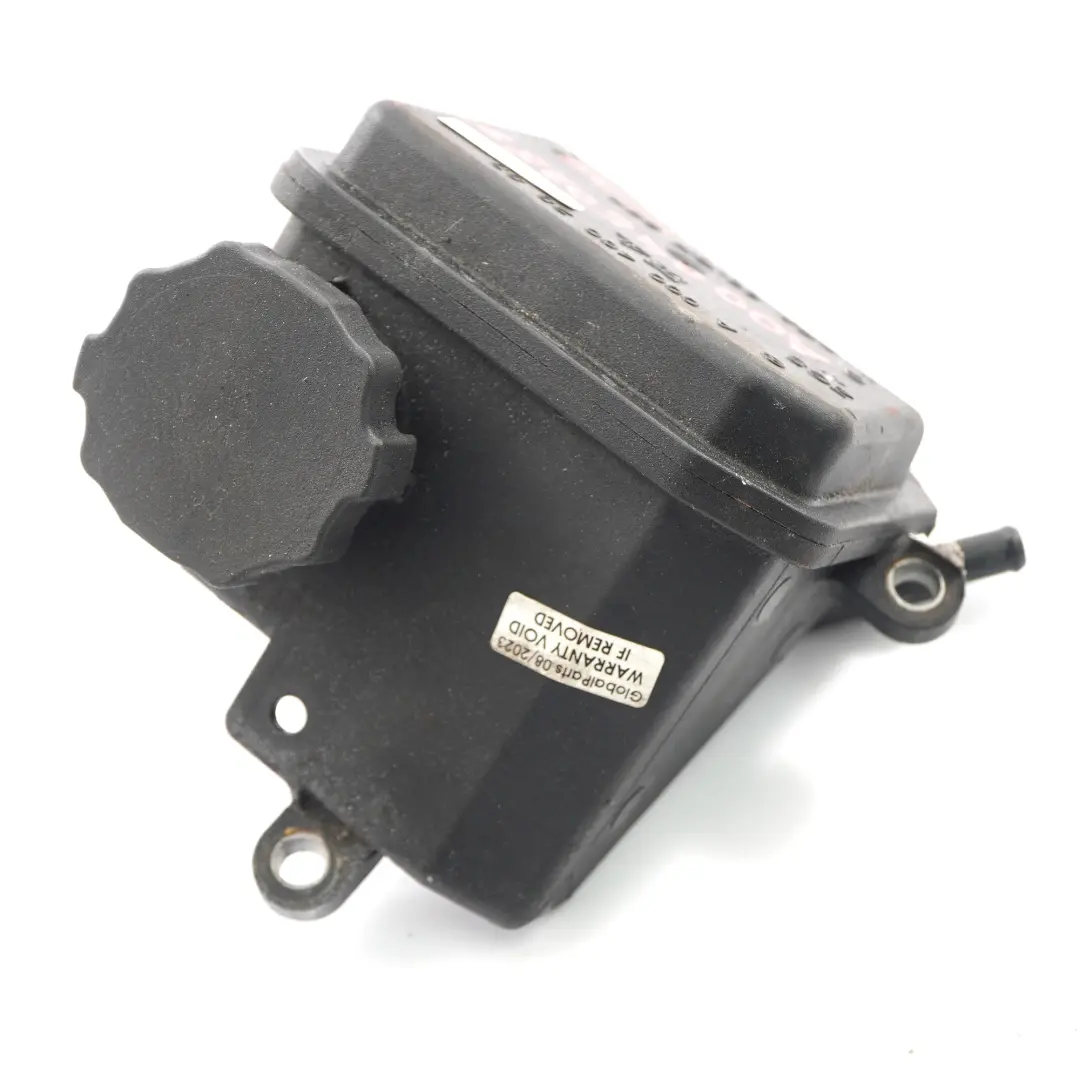 Zbiornik Zbiorniczek Pompy Wspomagania do Mercedes Vito W639 o numerze A0004602883 Mercedes Vito W639 Zbiornik Zbiorniczek Pompy Wspomagania - SKU A0004602883 - Numer Części A0004602883