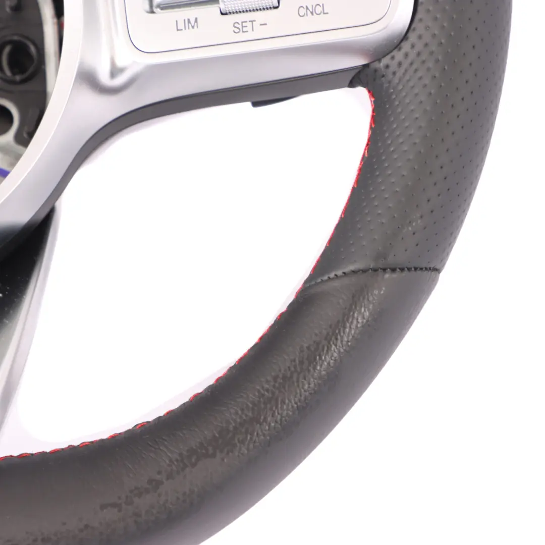 NUEVO Cuero Negro Palanca de cambio Hilos Rojos para Volante Mercedes C118 W177 con número de pieza A0004604602 Volante Mercedes C118 W177 NUEVO Cuero Negro Palanca de cambio Hilos Rojos - SKU A0004604602-1 - Número de pieza A0004604602