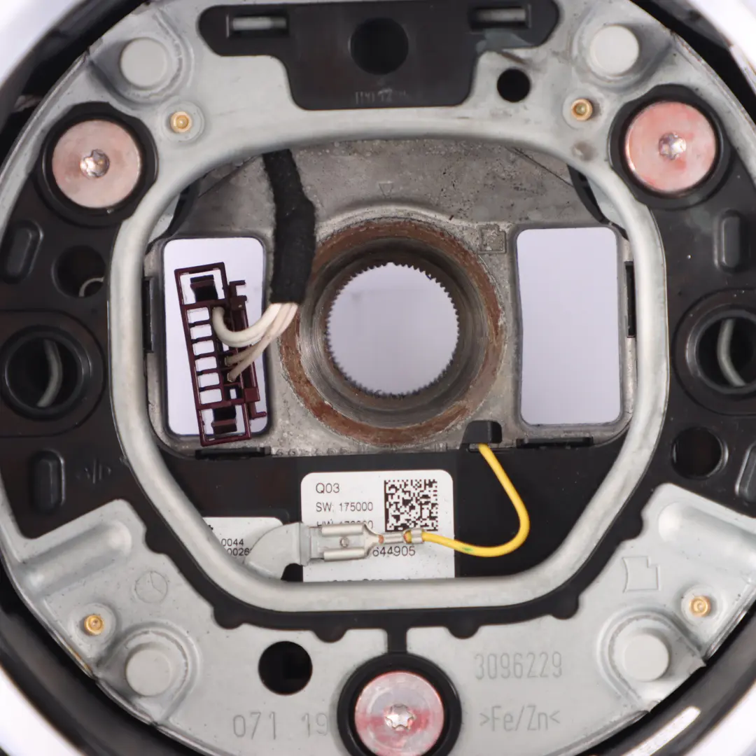  Volant Mercedes W177 NEUF Cuir Noir Multifonction Palettes changement vitesse - SKU A0004608402-2 - Numéro de pièce A0004608402