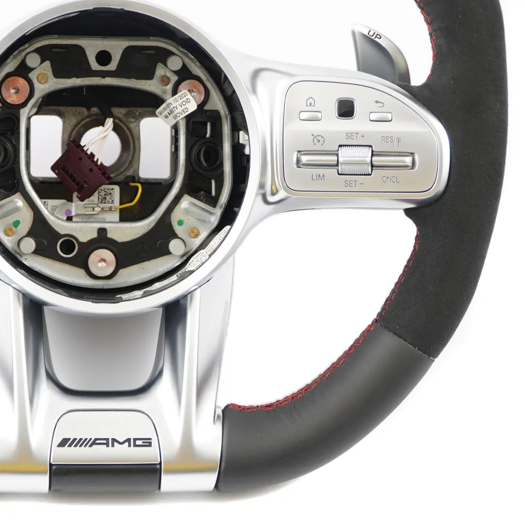 NUEVO Volante de Cuero Negro Paddle Shift para Mercedes W177 V177 AMG con número de pieza A0004609908 Mercedes W177 V177 AMG NUEVO Volante de Cuero Negro Paddle Shift - SKU A0004609908-1 - Número de pieza A0004609908