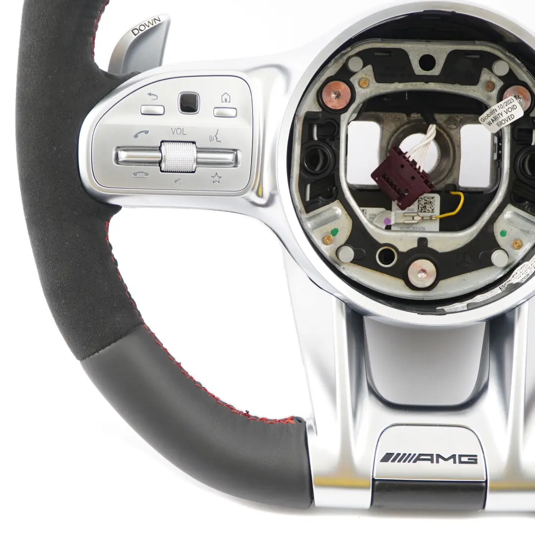 Kierownica Sportowa NOWA Skóra Łopatki do Mercedes W177 V177 AMG o numerze A0004609908 Mercedes W177 V177 AMG Kierownica Sportowa NOWA Skóra Łopatki - SKU A0004609908-1 - Numer Części A0004609908