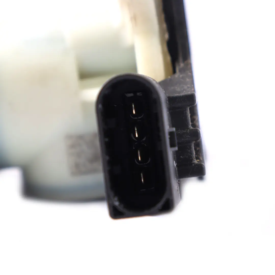 Pump Mercedes X253 Bomba de depósito aditivo para gases escape diesel para Ad Blue con número de pieza A0004700400 Ad Blue Pump Mercedes X253 Bomba de depósito aditivo para gases escape diesel - SKU A0004700400-1 - Número de pieza A0004700400