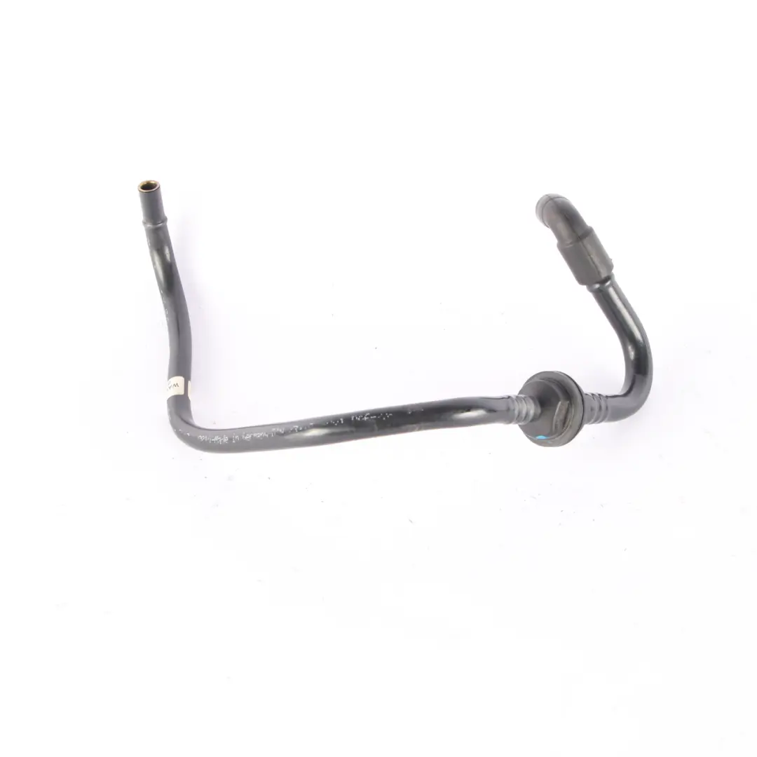 Tuyau d'aspiration carburant Mercedes W203 remplissage reniflard réservoir pour à propos du numéro de pièce A0004701393 Tuyau d'aspiration carburant Mercedes W203 remplissage reniflard réservoir - SKU A0004701393 - Numéro de pièce A0004701393