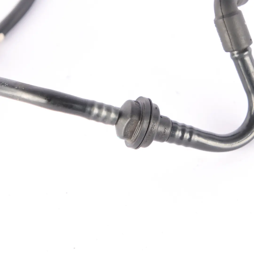  Manguera vacío combustible Mercedes W203 Tubo línea llenado respiradero tanque - SKU A0004701393 - Número de pieza A0004701393