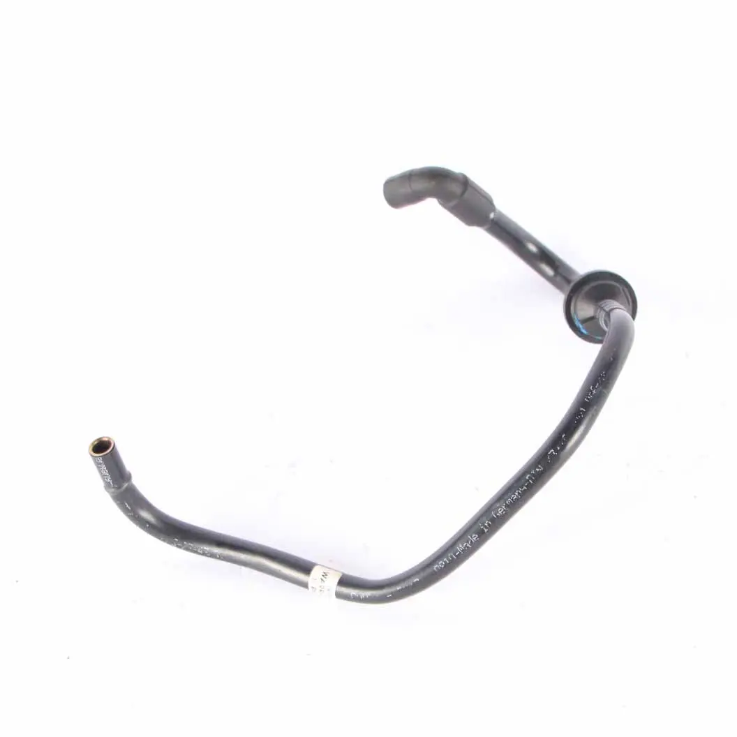 Tuyau d'aspiration carburant Mercedes W203 remplissage reniflard réservoir pour à propos du numéro de pièce A0004701393 Tuyau d'aspiration carburant Mercedes W203 remplissage reniflard réservoir - SKU A0004701393 - Numéro de pièce A0004701393