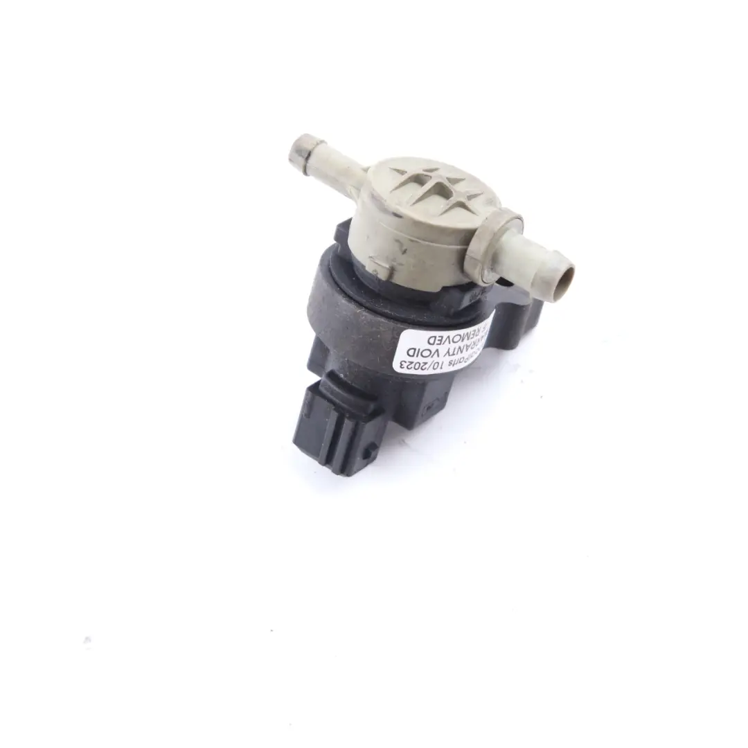 Valvola rigenerazione carburante Pompa Solenoide per Mercedes W203 W204 con numero di parte A0004701693 Mercedes W203 W204 Valvola rigenerazione carburante Pompa Solenoide - SKU A0004701693 - Numero di parte A0004701693