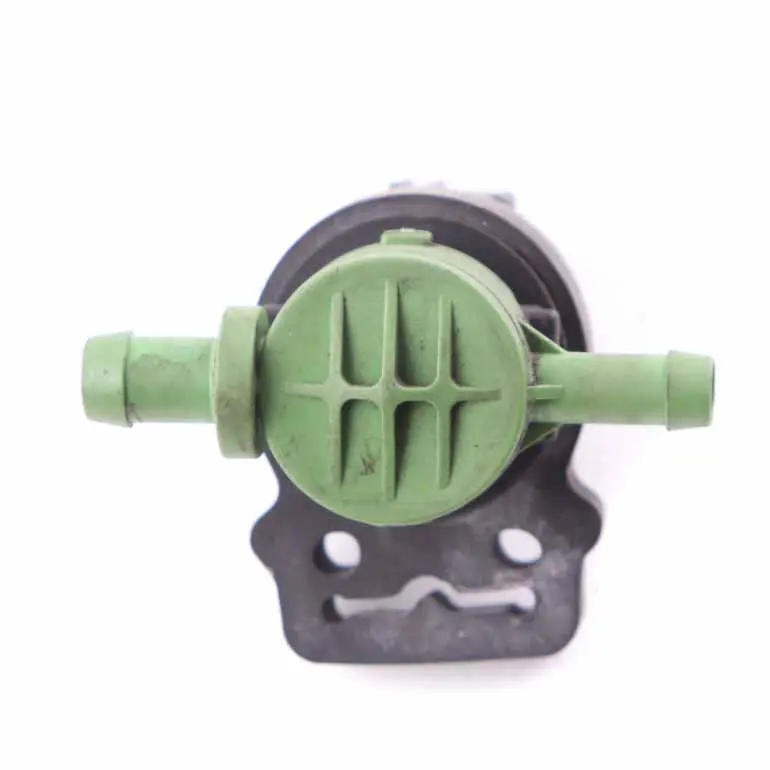 Mercedes W203 W204 W210 Válvula solenoide purga bomba regeneración combustible - SKU A0004703893 - Número de pieza A0004703893