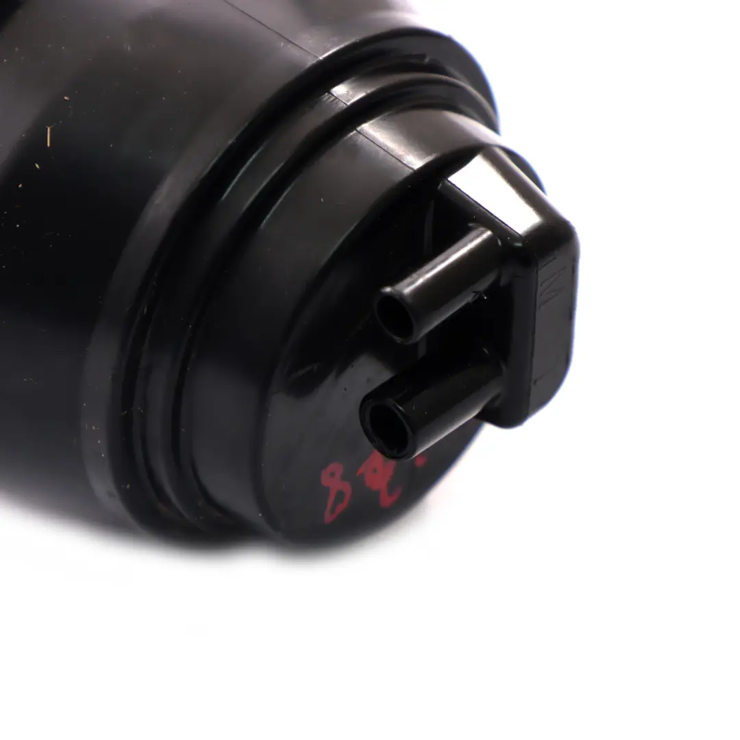 Aktivkohlefilter Aktivkohlebehälter Kraftstofftank für Mercedes W205 mit Teilenummer A0004705000 Mercedes W205 Aktivkohlefilter Aktivkohlebehälter Kraftstofftank - SKU A0004705000 - Teilenummer A0004705000