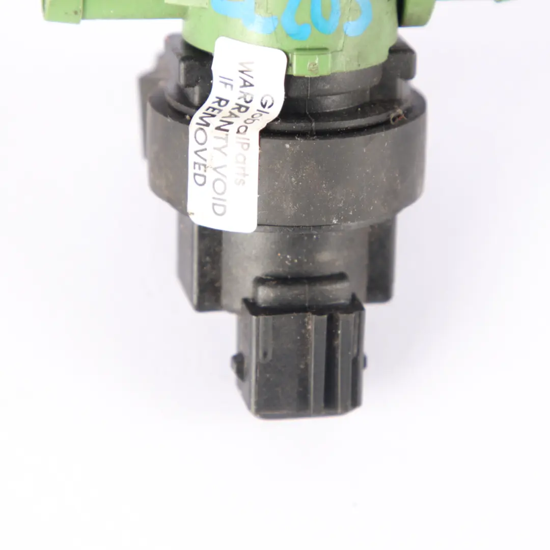 Válvula Solenoide de Vacío Colector de Admisión para Mercedes CL203 con número de pieza A0004708793 Mercedes CL203 Válvula Solenoide de Vacío Colector de Admisión - SKU A0004708793 - Número de pieza A0004708793