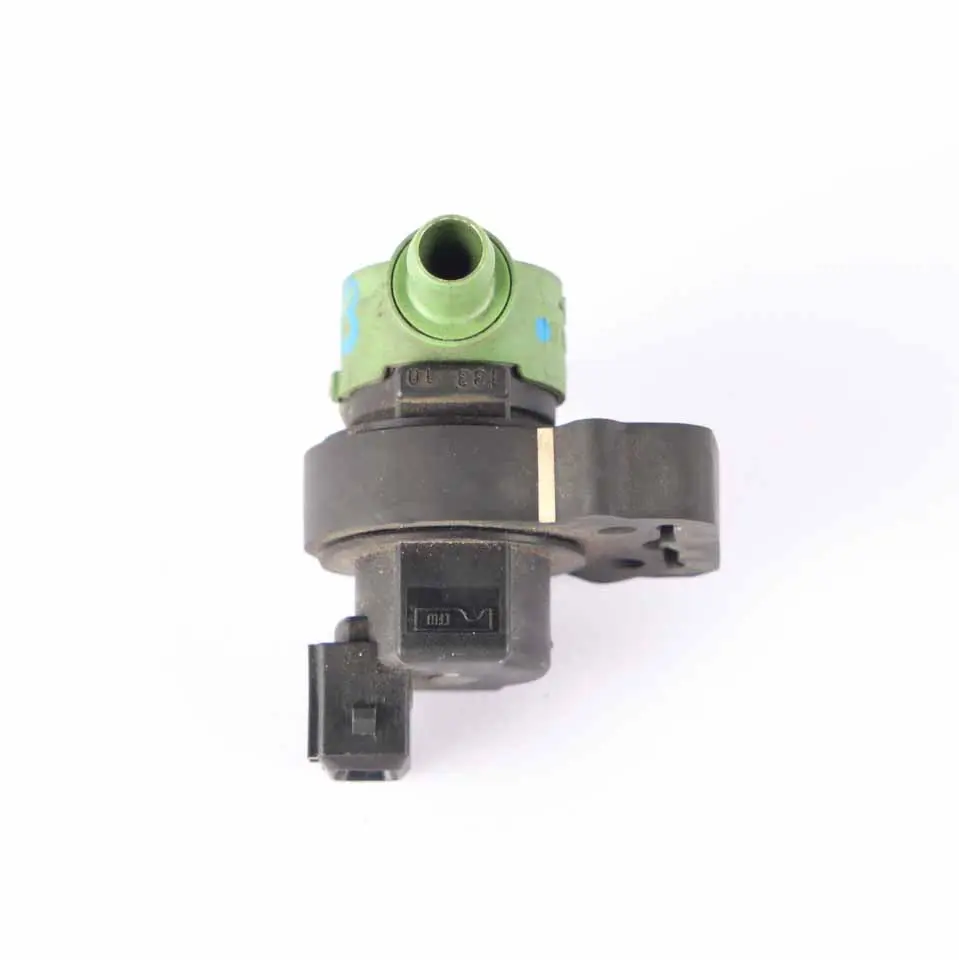 Mercedes CL203 Elektrozawór - SKU A0004708793 - Numer Części A0004708793
