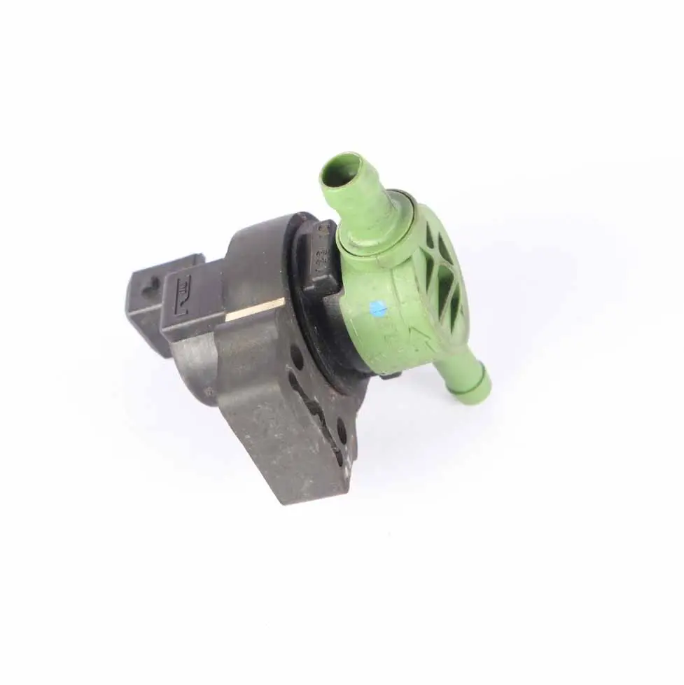 Mercedes CL203 Válvula Solenoide de Vacío Colector de Admisión - SKU A0004708793 - Número de pieza A0004708793