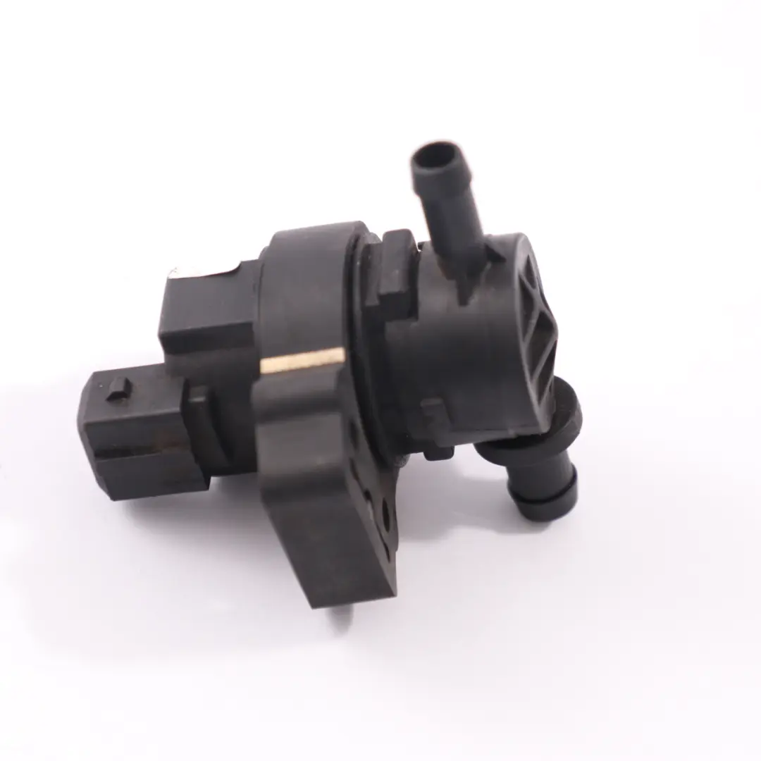 Mercedes W203 W204 W207 W639 W906 Válvula solenoide de vacío A0004769732 - SKU A0004708893 - Número de pieza A0004708893