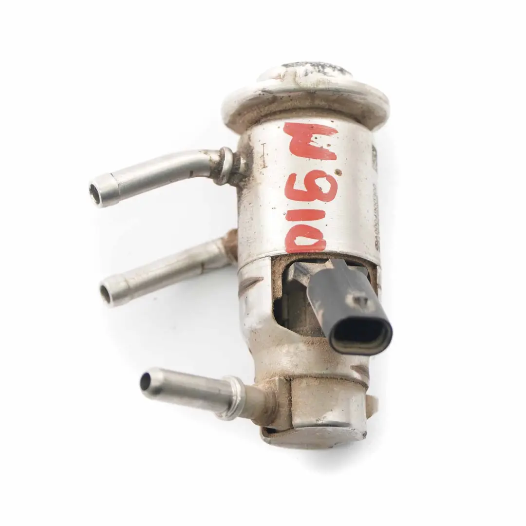 Mercedes Sprinter W910 OM651 Adblue Injector Fluid Injection Nozzle - SKU A0004900300 - Part number A0004900300
