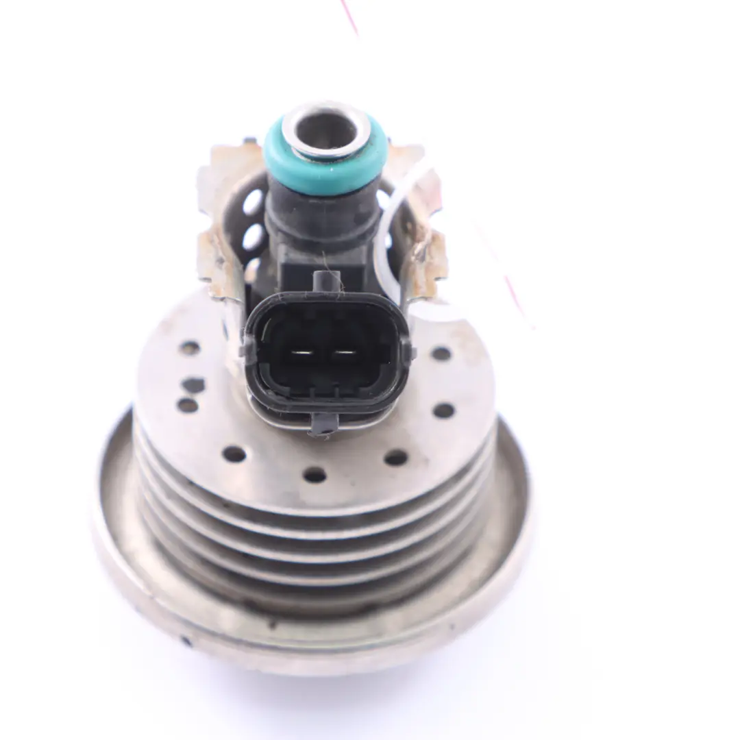 OM651 Wtryskiwacz Adblue do Mercedes W447 W906 o numerze A0004901013 Mercedes W447 W906 OM651 Wtryskiwacz Adblue - SKU A0004901013 - Numer Części A0004901013